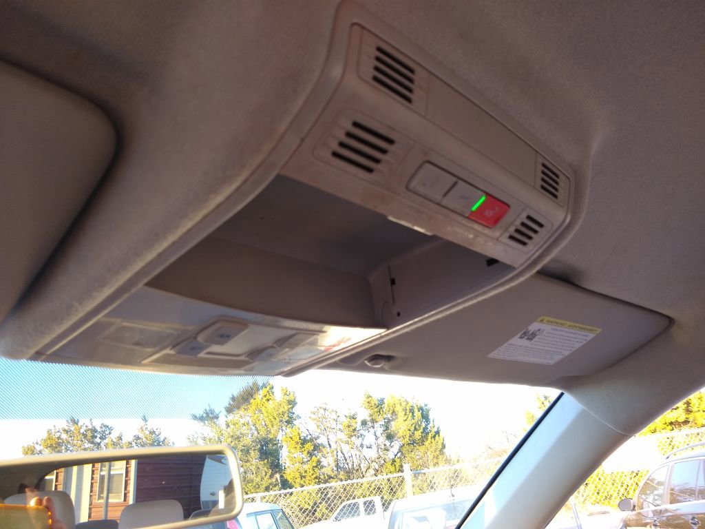 Used 2021 Volkswagen Tiguan S image 44