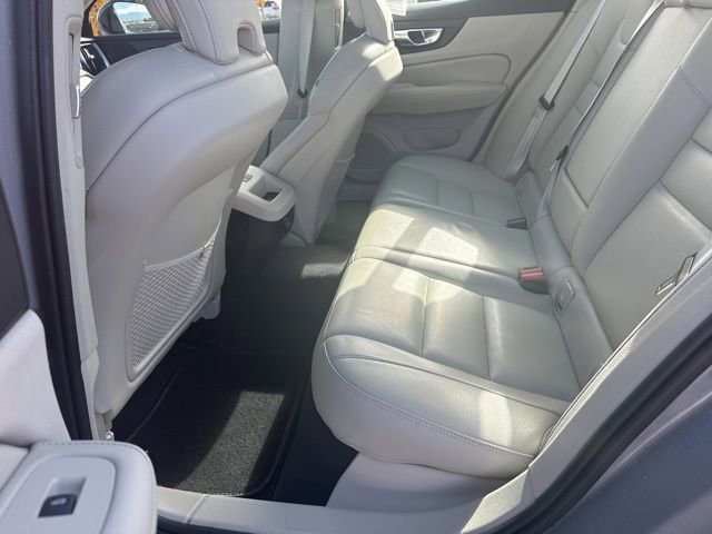 Used 2024 Volvo S60 B5 Plus image 17