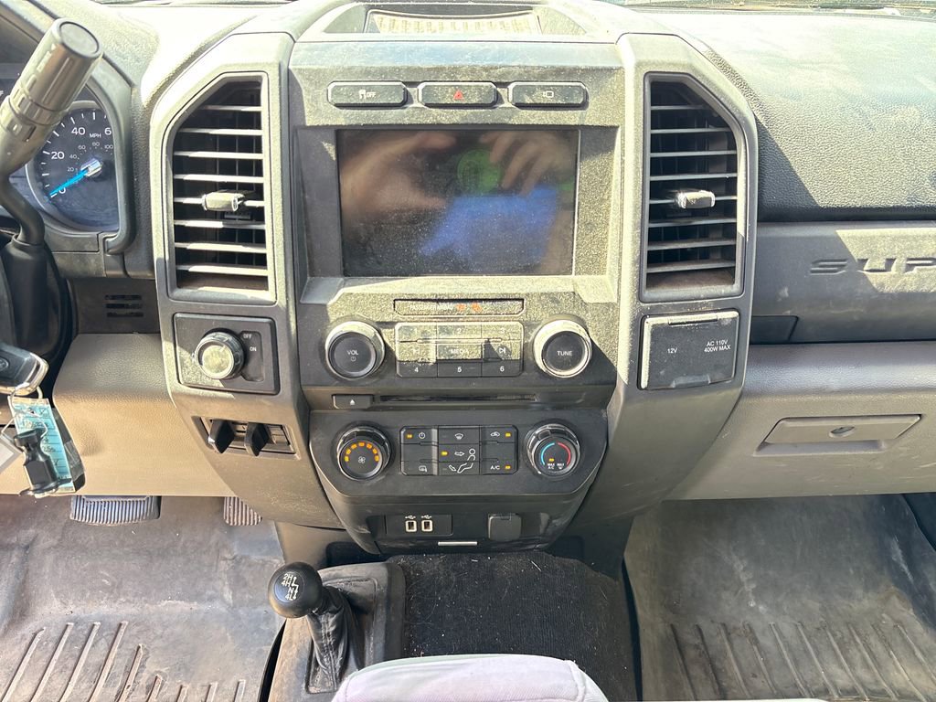 Used 2017 Ford F250 XL w/ STX Appearance Package AWD/4WD image 23