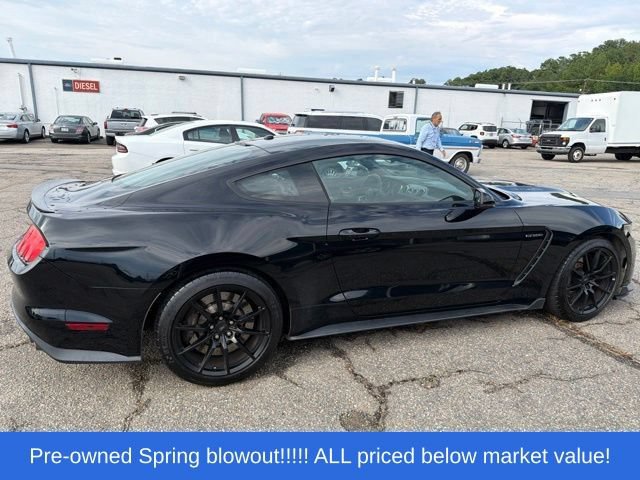 Used 2016 Ford Mustang Shelby GT350 w/ Technology Package RWD image 8
