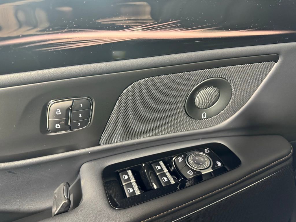 New 2026 Lincoln Nautilus Premier w/ Equipment Group 102A AWD/4WD image 15