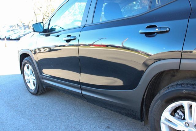 Used 2023 GMC Terrain SLE w/ Driver Convenience Package image 44