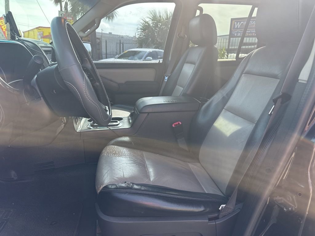 Used 2007 Ford Explorer Sport Trac Limited image 6