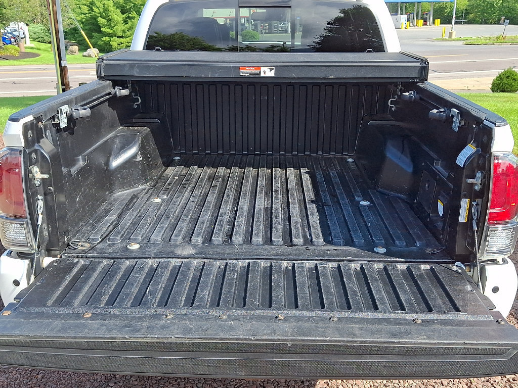 Used 2020 Toyota Tacoma TRD Pro AWD/4WD image 28