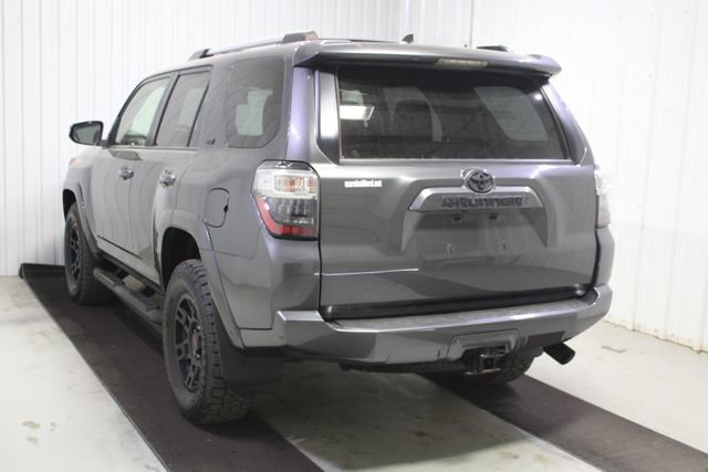 Used 2022 Toyota 4Runner SR5 Premium w/ Moonroof Package image 4