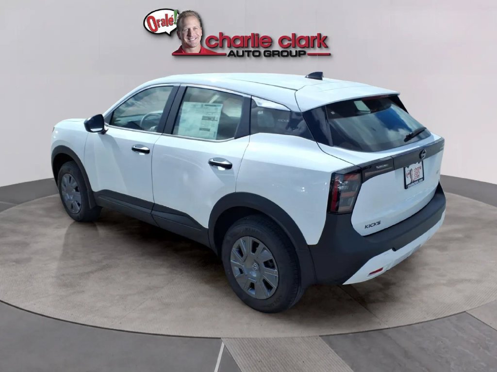 New 2027 Nissan Kicks S FWD image 3