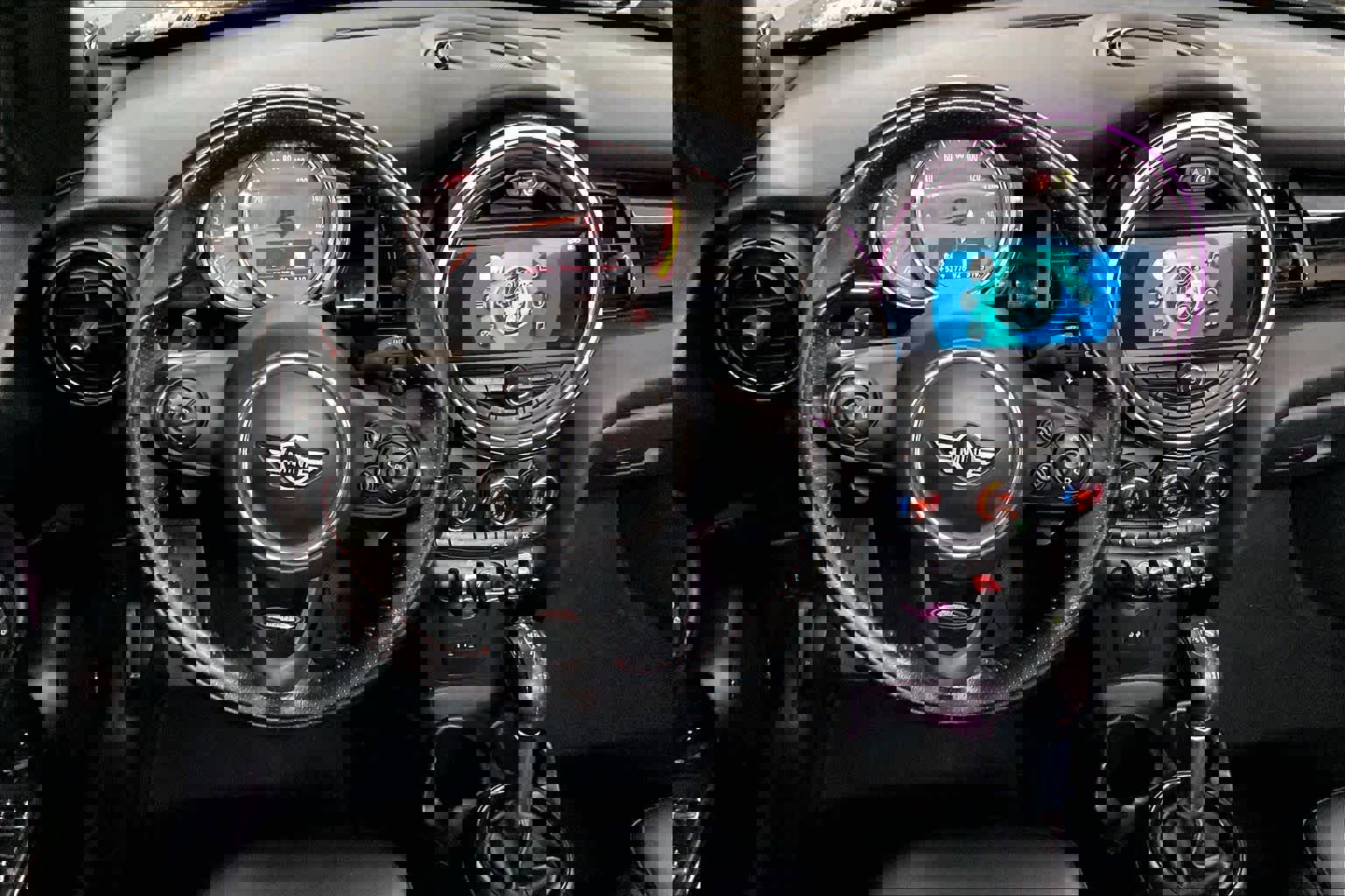 Used 2019 MINI Cooper S w/ Premium Package image 8