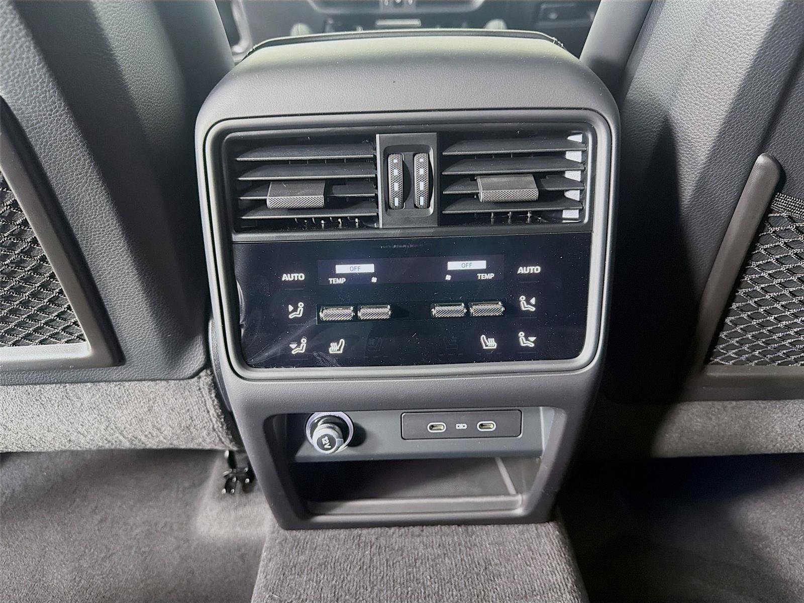 New 2026 Porsche Cayenne E-Hybrid AWD/4WD image 22