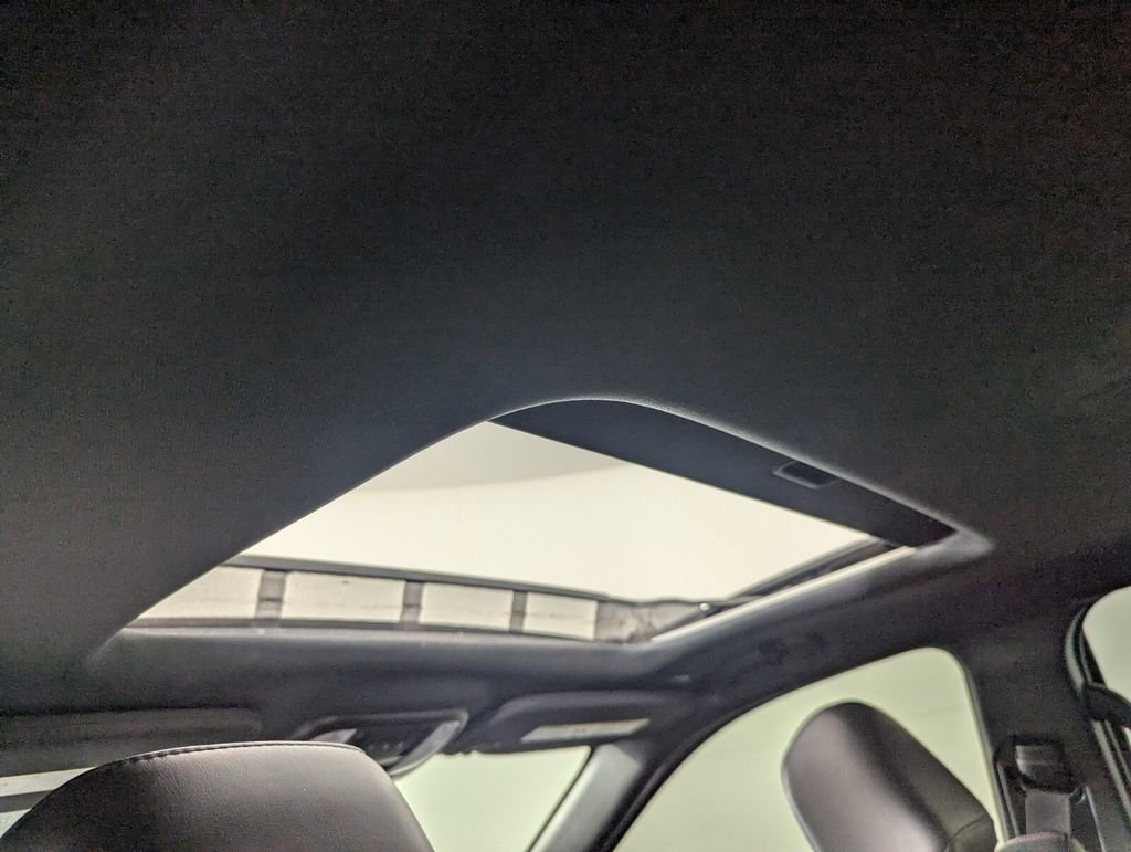 Used 2022 Dodge Durango R/T w/ Blacktop Package image 28