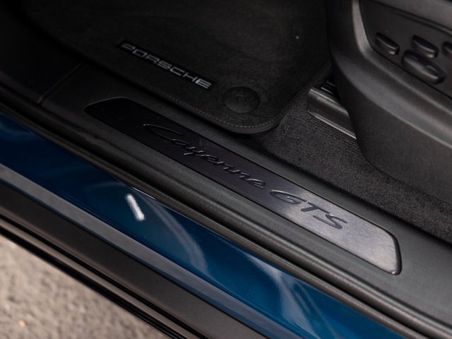 New 2026 Porsche Cayenne GTS image 41
