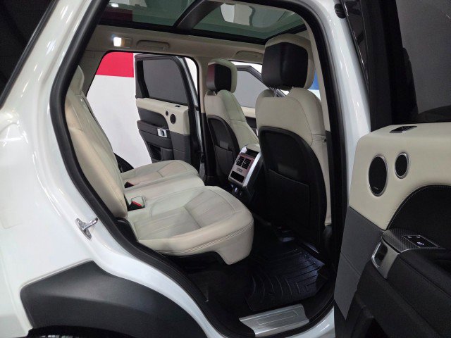 Used 2021 Land Rover Range Rover Sport HSE Dynamic image 70