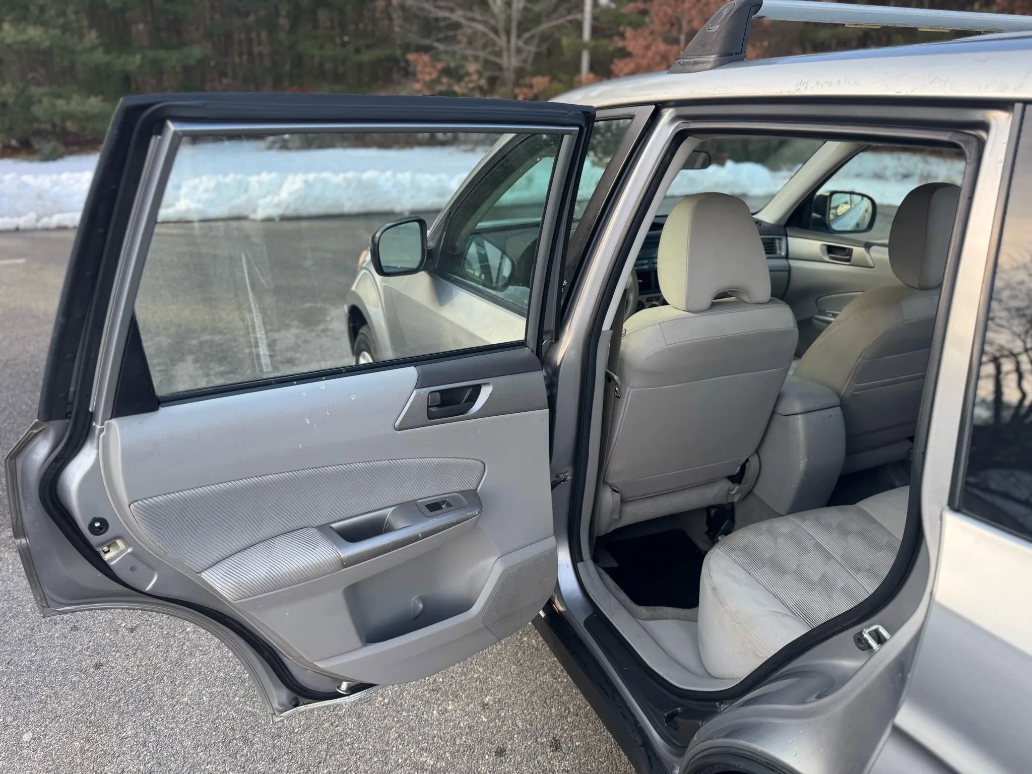 Used 2010 Subaru Forester 2.5X image 13