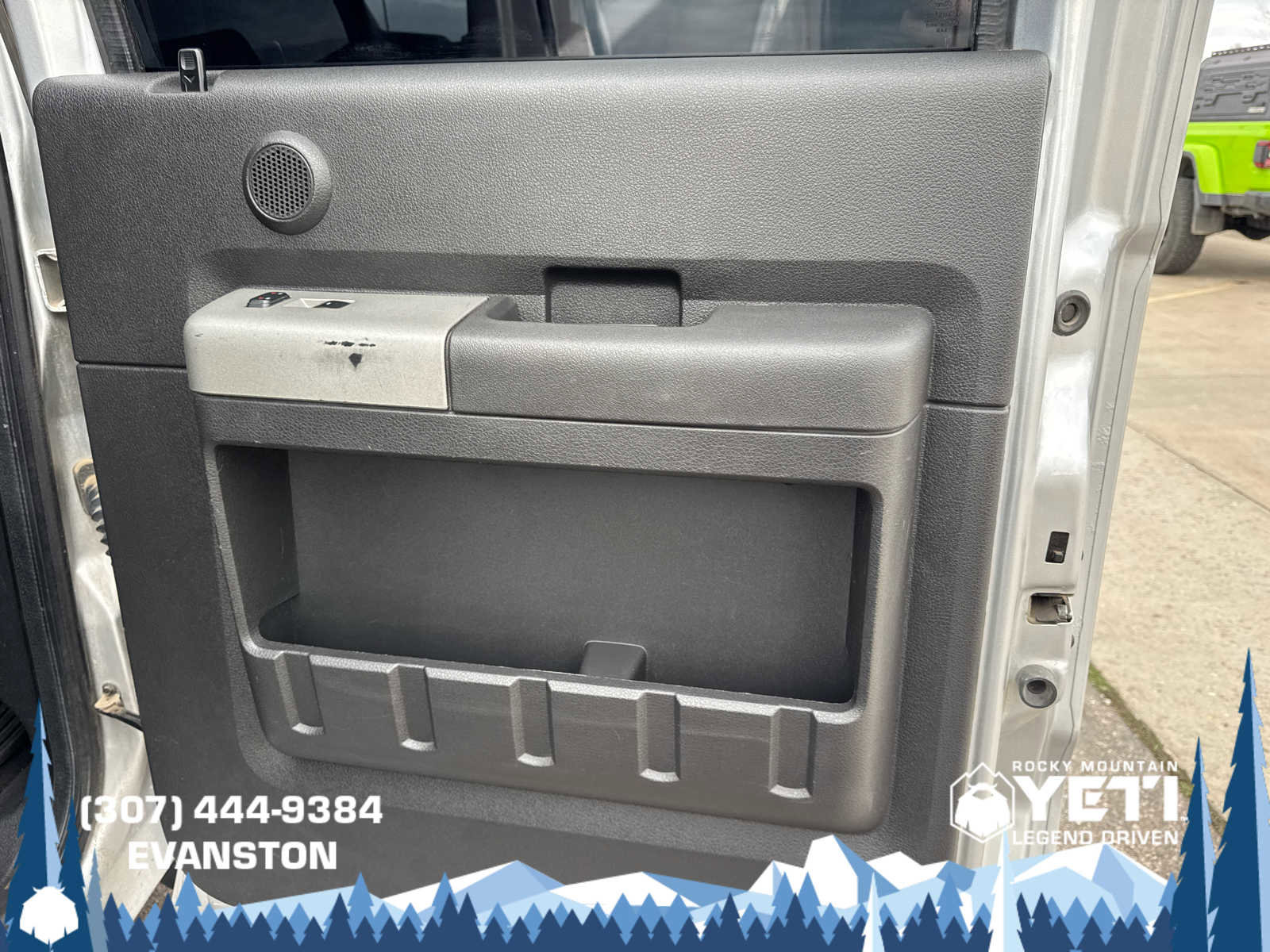 Used 2016 Ford F250 Lariat w/ Lariat Ultimate Package image 17