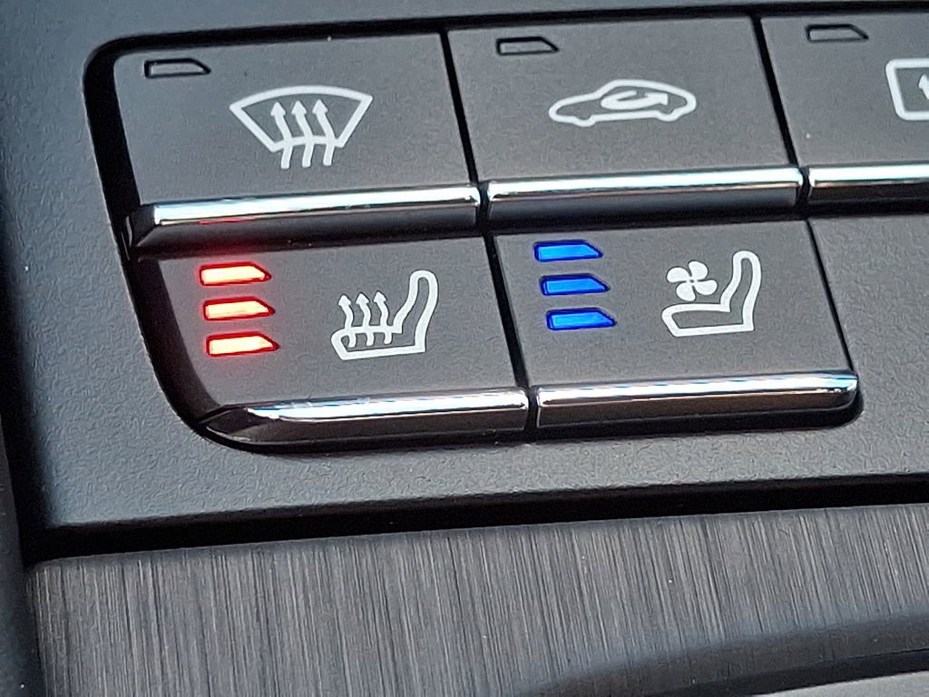 Certified 2024 Porsche 718 Boxster GTS image 23