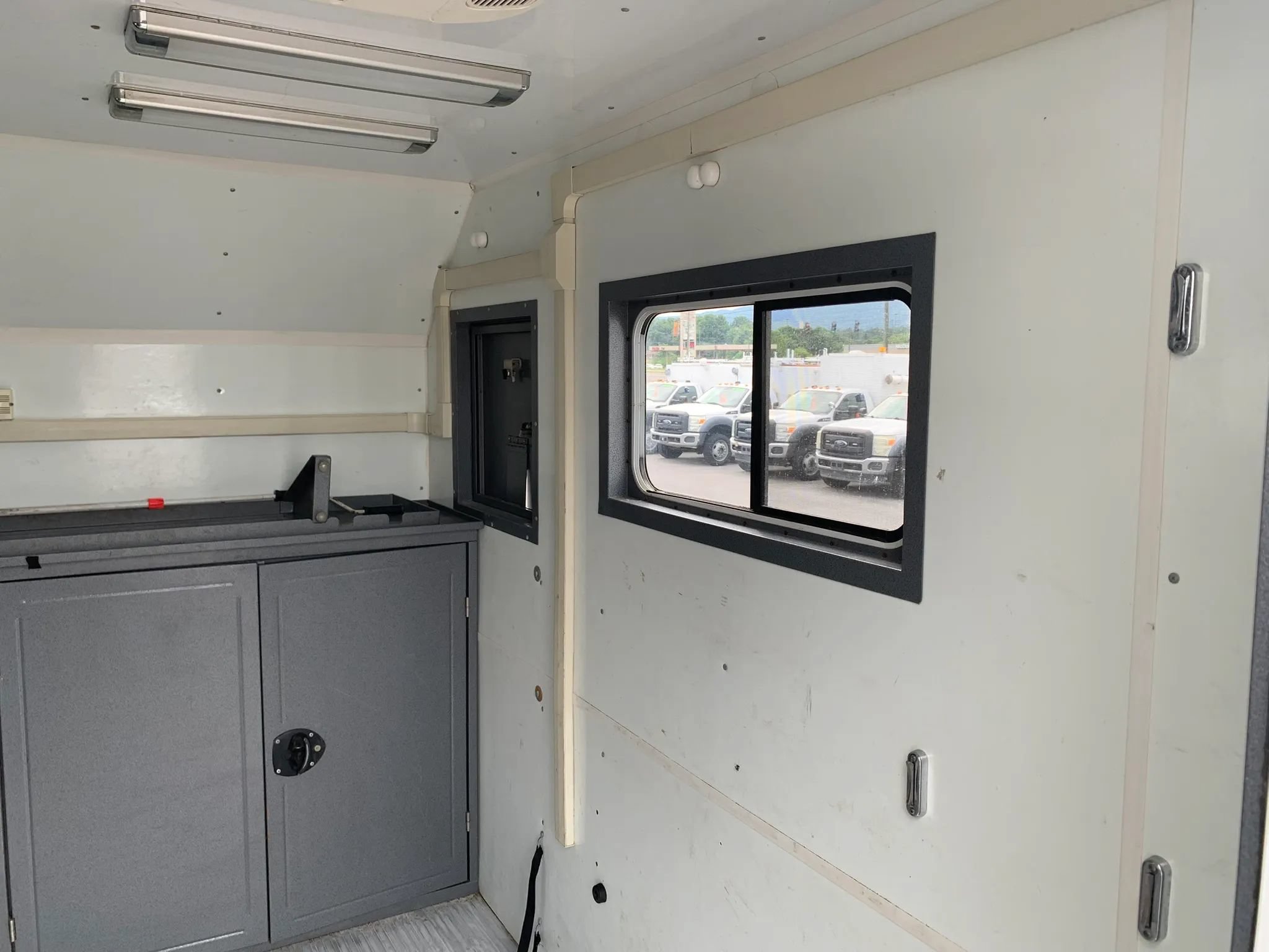 Used 2019 RAM 5500 Tradesman w/ Ambulance Prep Group AWD/4WD image 32