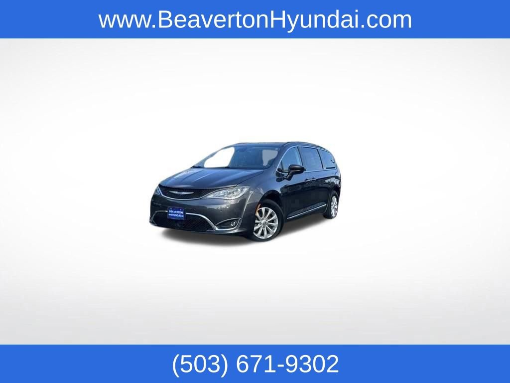 Used 2019 Chrysler Pacifica Touring-L w/ Advanced Safetytec Group
