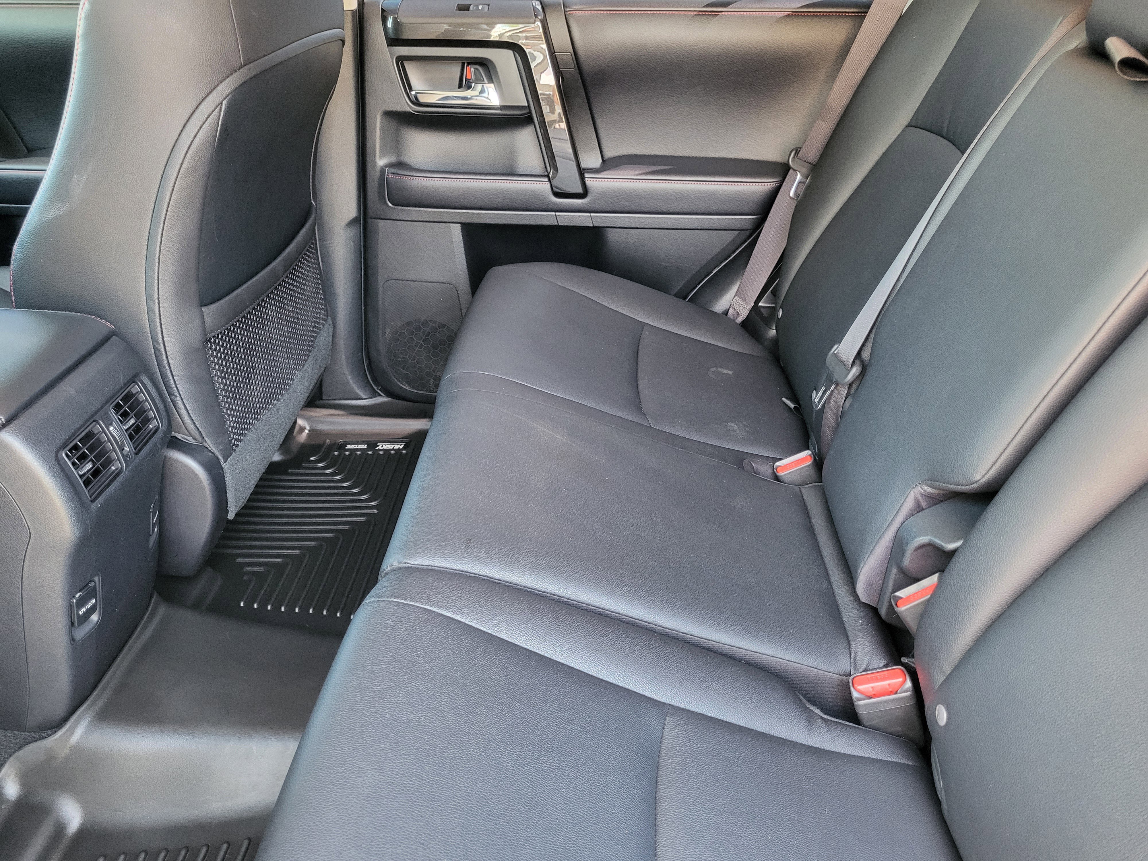 Used 2018 Toyota 4Runner TRD Off-Road Premium AWD/4WD image 24