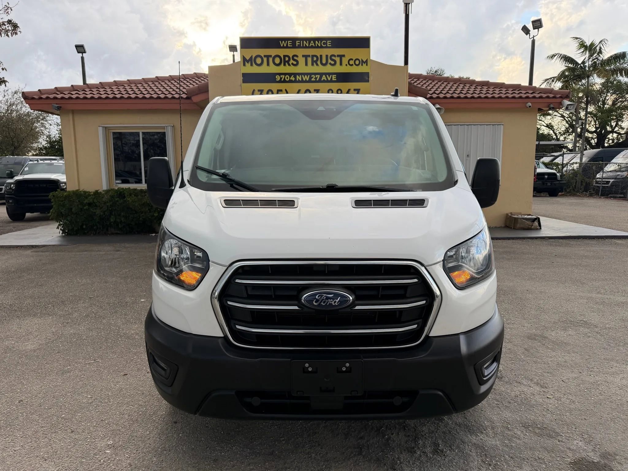 Used 2020 Ford Transit 350 XLT w/ Upfitter Package image 11