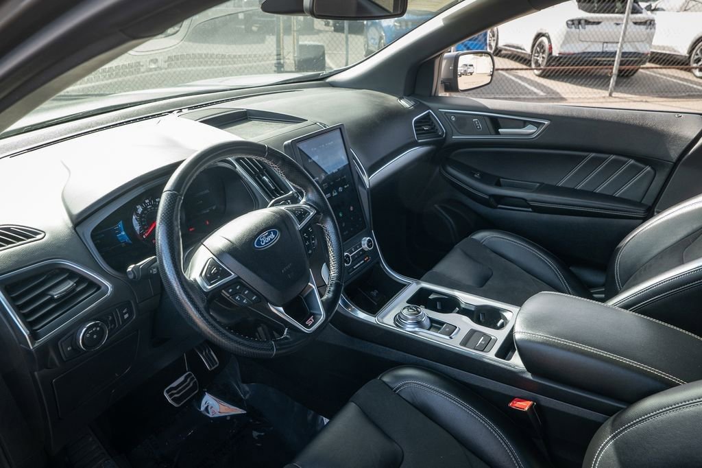 Used 2022 Ford Edge ST w/ Cargo Accessory Package image 24