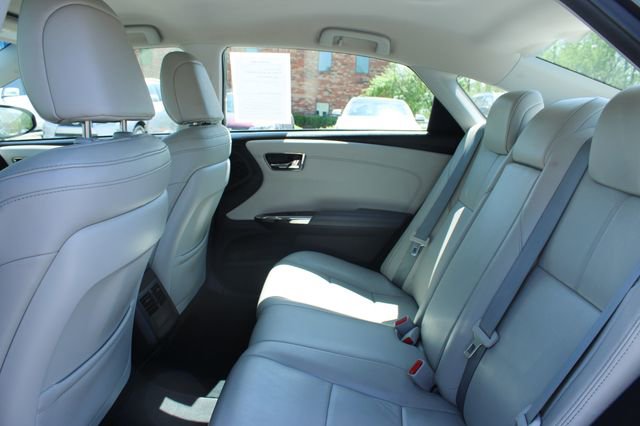 Used 2013 Toyota Avalon XLE FWD image 30