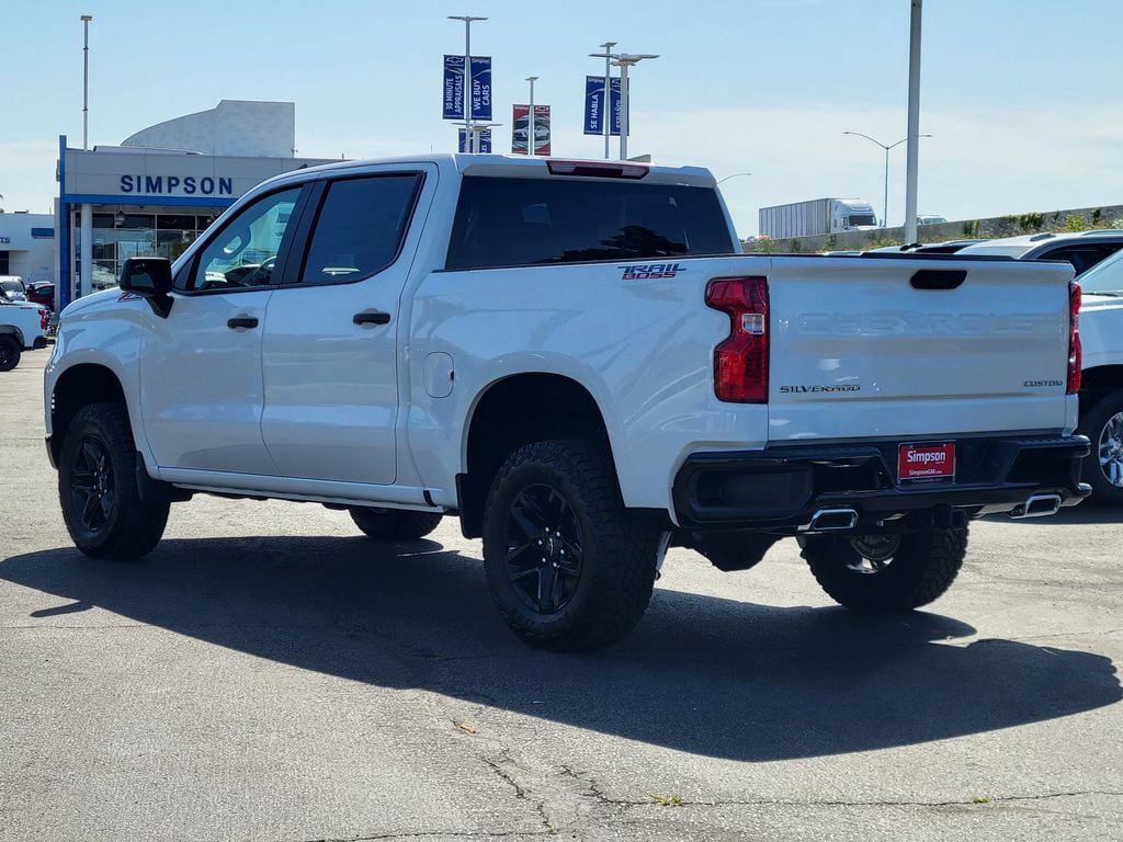 New 2026 Chevrolet Silverado 1500 Custom Trail Boss AWD/4WD image 2