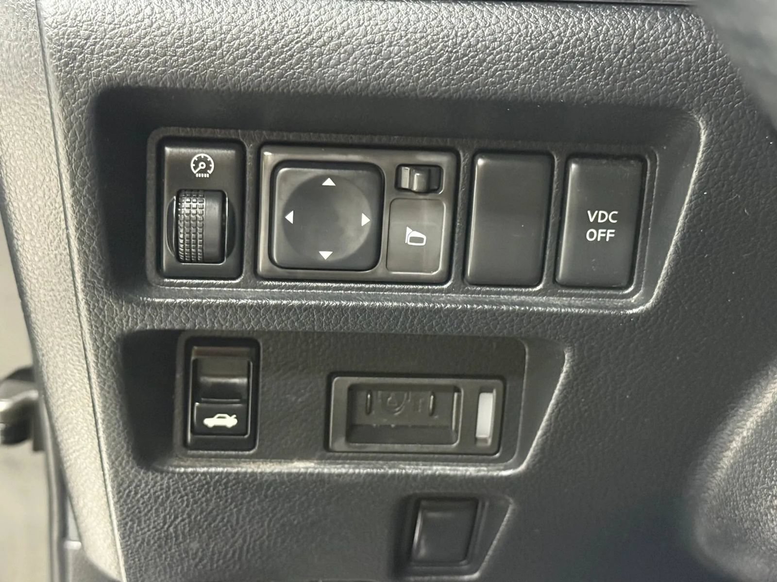 Used 2007 INFINITI M35 x w/ Technology Pkg AWD/4WD image 26