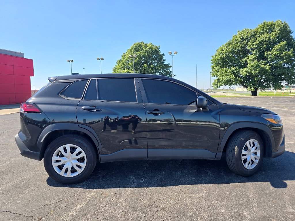 Used 2026 Toyota Corolla Cross L AWD/4WD image 15