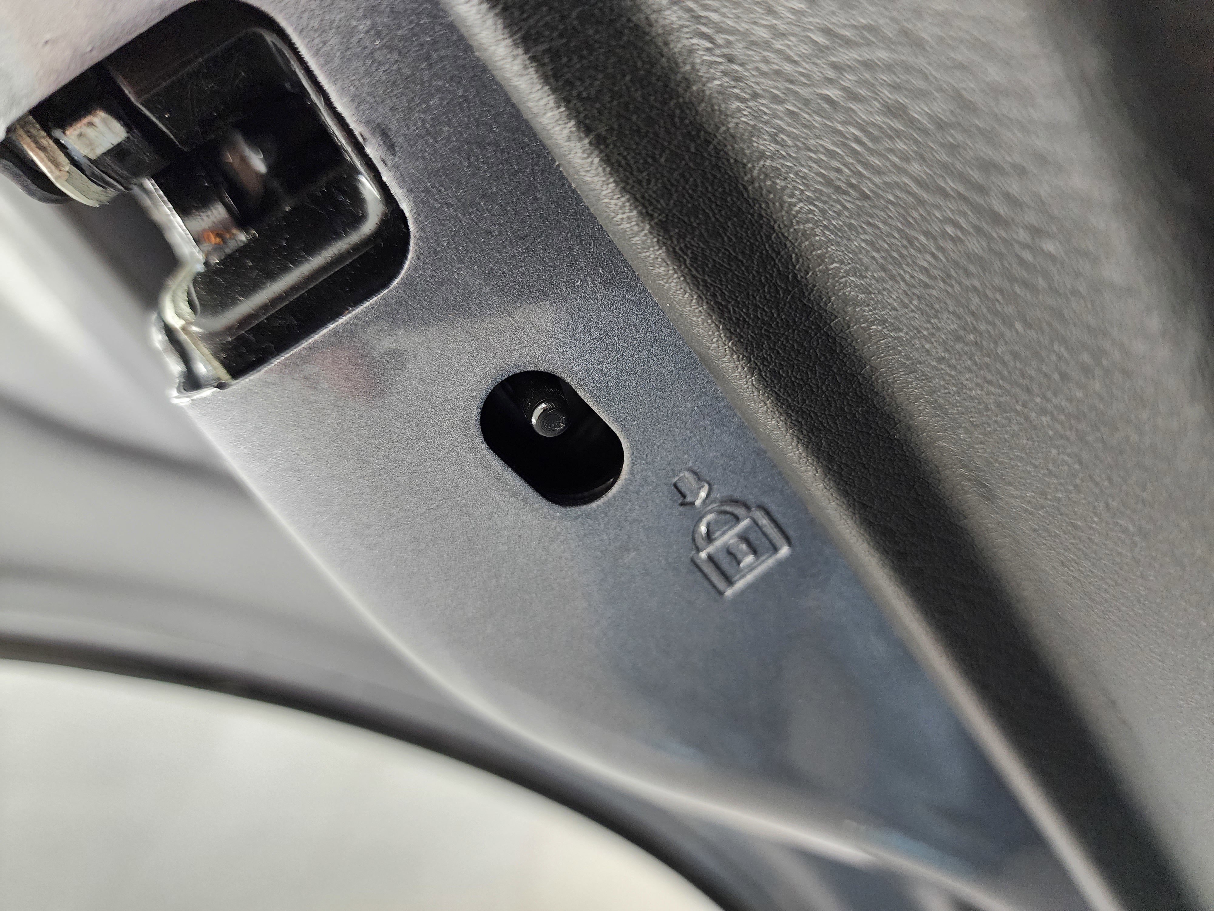 Used 2023 Nissan Rogue SV image 37