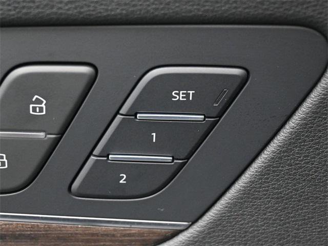 Used 2024 Audi Q5 e Premium Plus w/ Premium Plus Package image 15