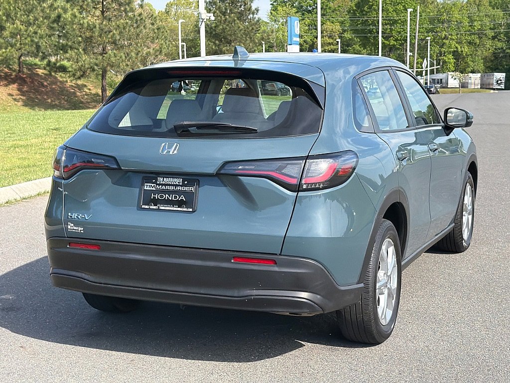 Used 2024 Honda HR-V LX image 2