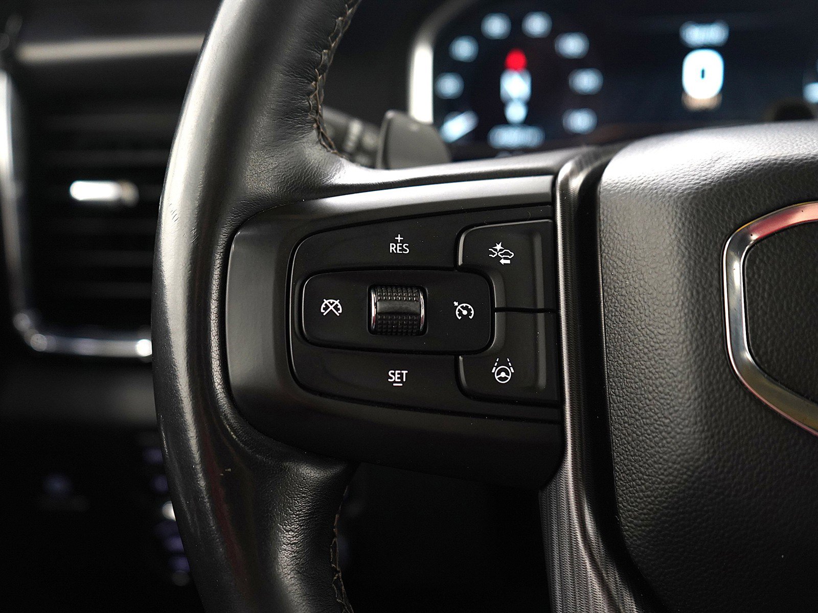 Used 2023 GMC Sierra 1500 Denali Ultimate image 23