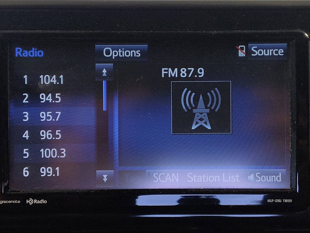 Used 2018 Toyota C-HR XLE FWD image 25