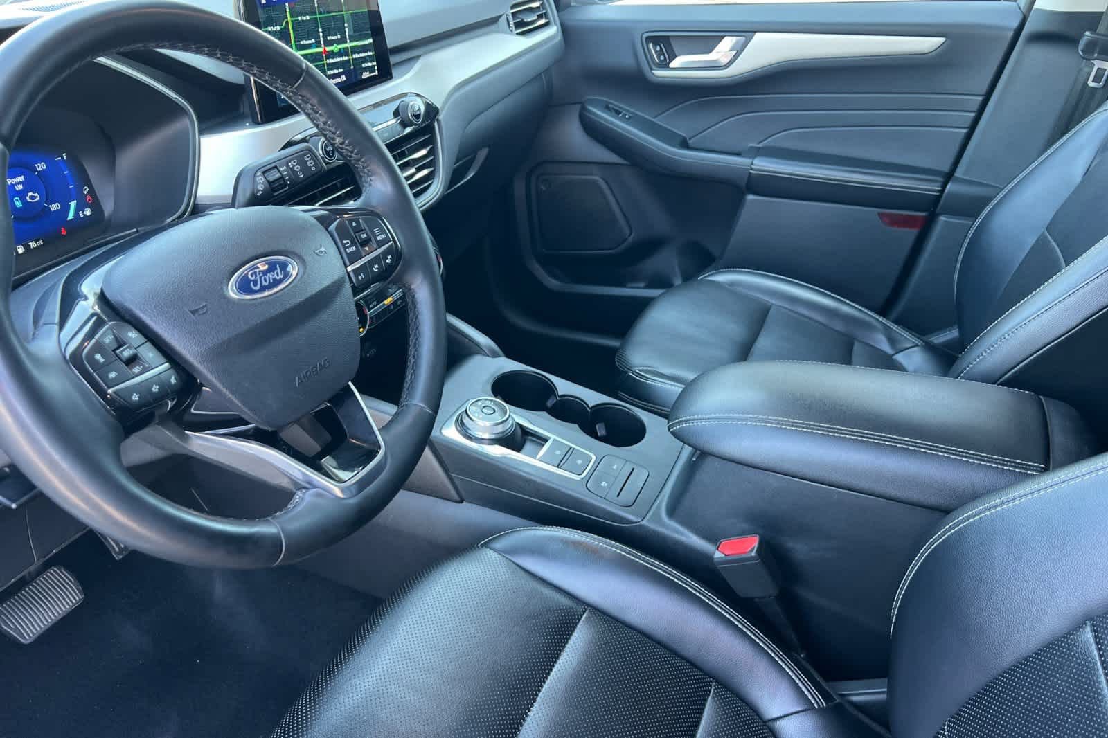 Certified 2022 Ford Escape SEL w/ Technology Package image 11