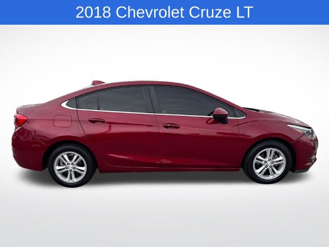 Certified 2018 Chevrolet Cruze LT w/ Convenience Package FWD image 6