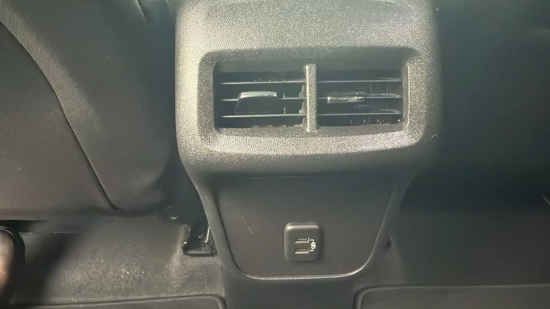 Used 2022 Chevrolet Equinox LT image 29