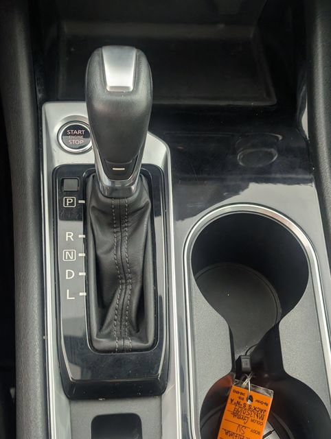 Used 2021 Nissan Altima 2.5 SV w/ SV Premium Package FWD image 23