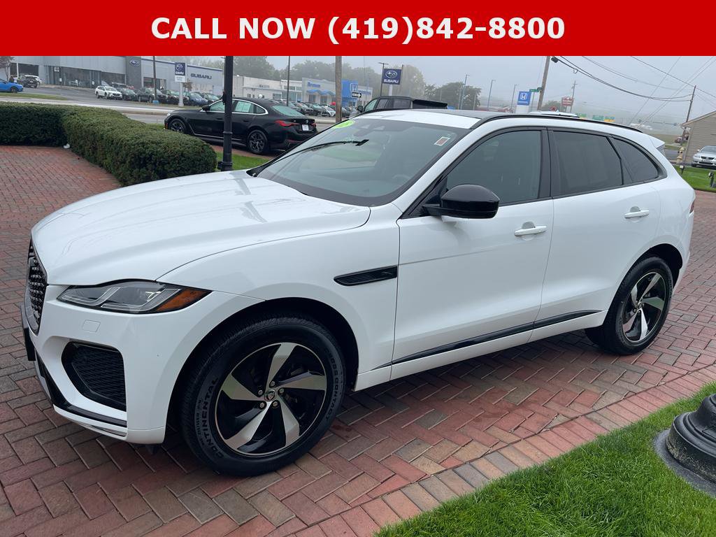 Used 2025 Jaguar F-PACE R-Dynamic S image 11