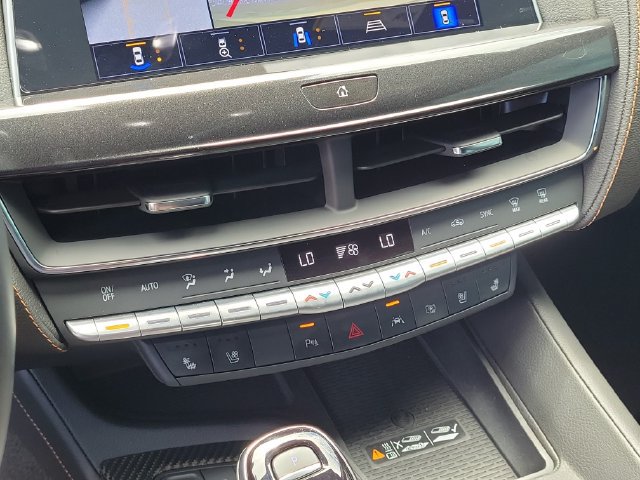 Used 2024 Cadillac CT5 V w/ Super Cruise 1 Package RWD image 25