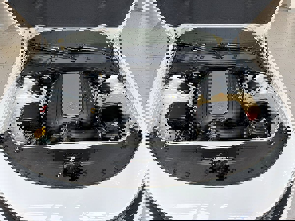 Used 2015 Dodge Charger R/T RWD image 76