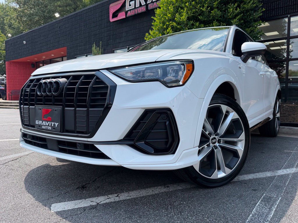 Used 2021 Audi Q3 2.0T Premium w/ Convenience Package AWD/4WD image 2