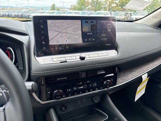 New 2026 Nissan Rogue Platinum w/ Platinum Premium Package image 17