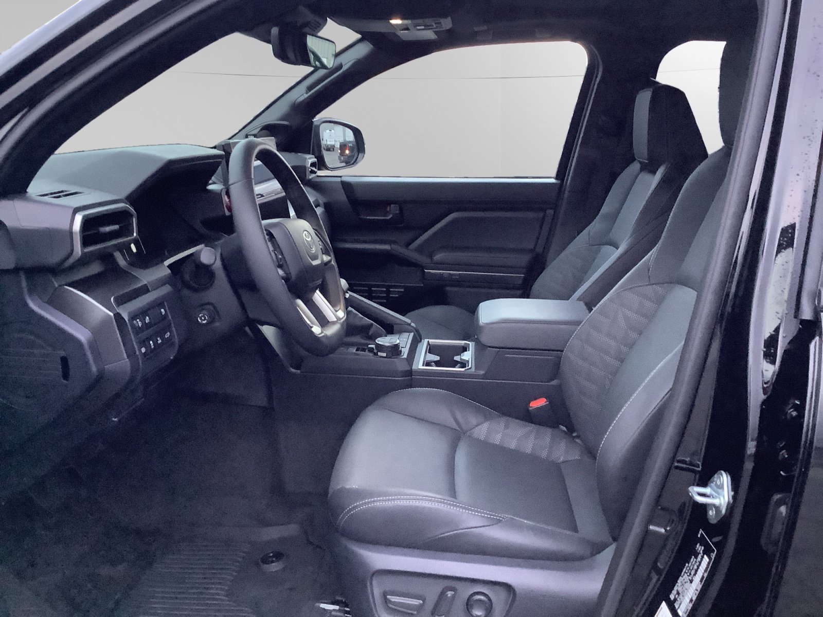 Certified 2025 Toyota 4Runner TRD Off-Road Premium image 9