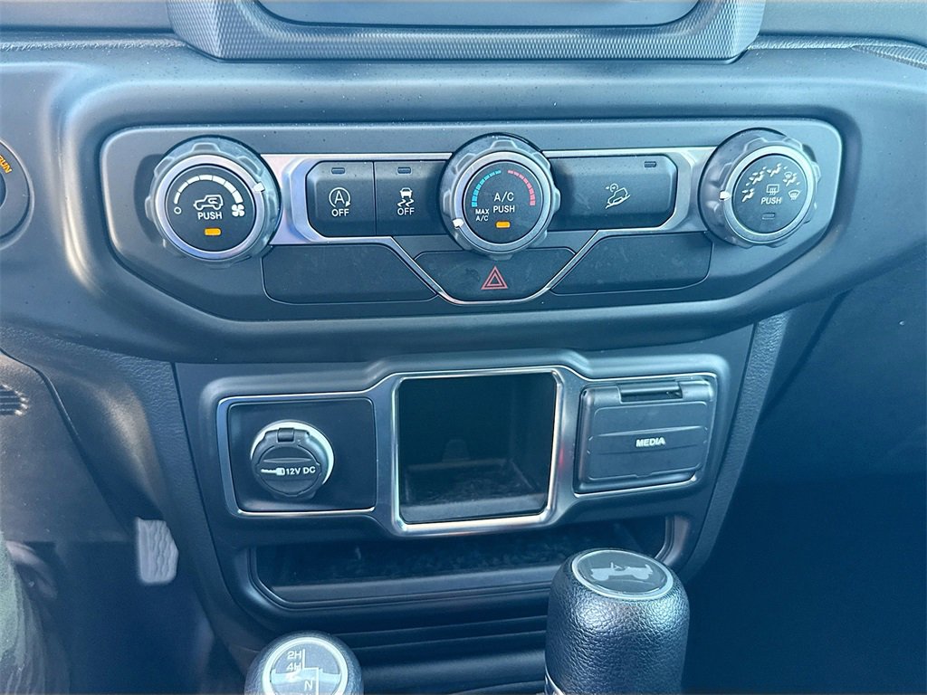 Used 2021 Jeep Wrangler Unlimited Sport image 17