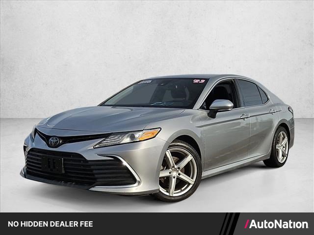Used 2023 Toyota Camry XLE w/ Cold Weather Package AWD/4WD image 1