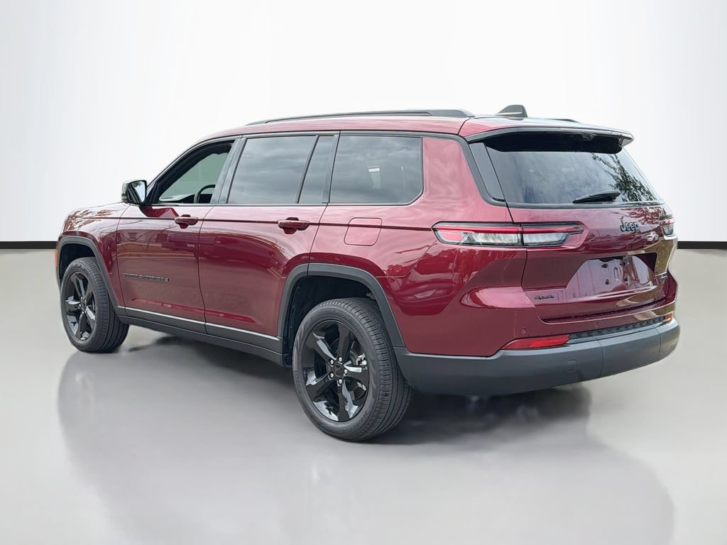 Used 2025 Jeep Grand Cherokee L Limited w/ Luxury Tech Group II AWD/4WD image 8