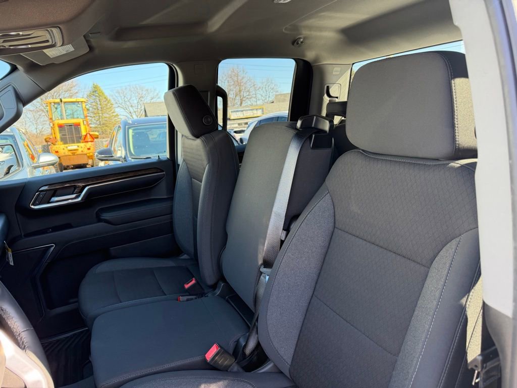 Used 2024 GMC Sierra 1500 Elevation image 11
