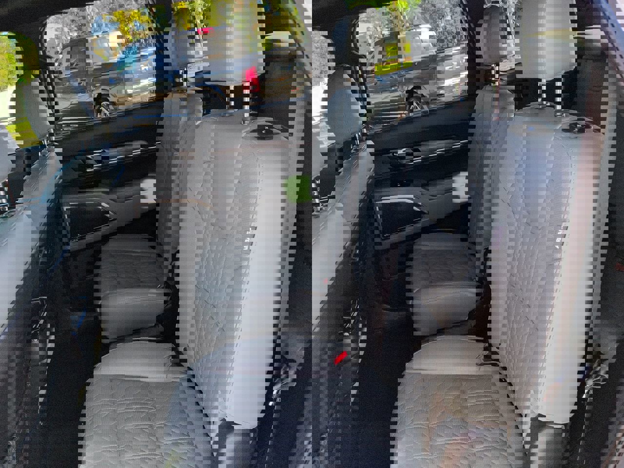 Used 2023 Kia Telluride SX X-Pro AWD/4WD image 13