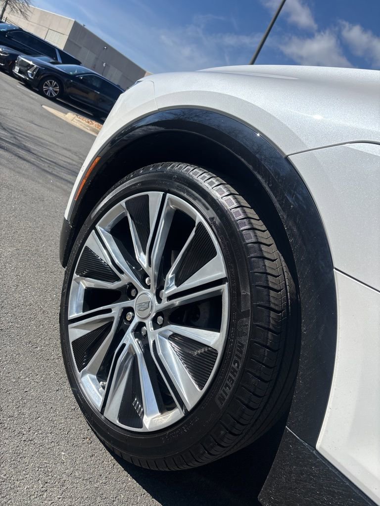 Used 2024 Cadillac Lyriq Luxury w/ LPO, Floor Liner Package image 13