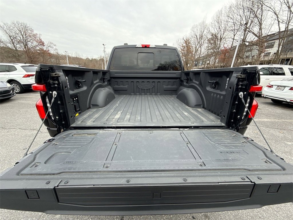 Used 2023 Ford F150 Lightning Platinum image 21