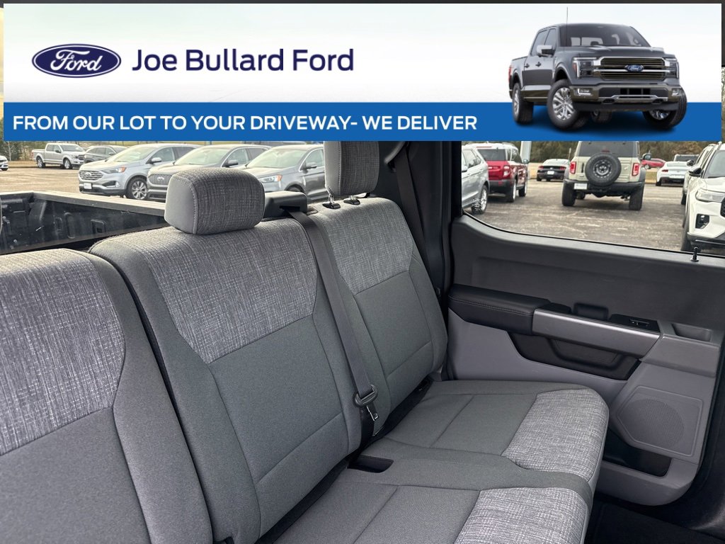 Used 2025 Ford F250 XLT w/ FX4 Off-Road Package image 11